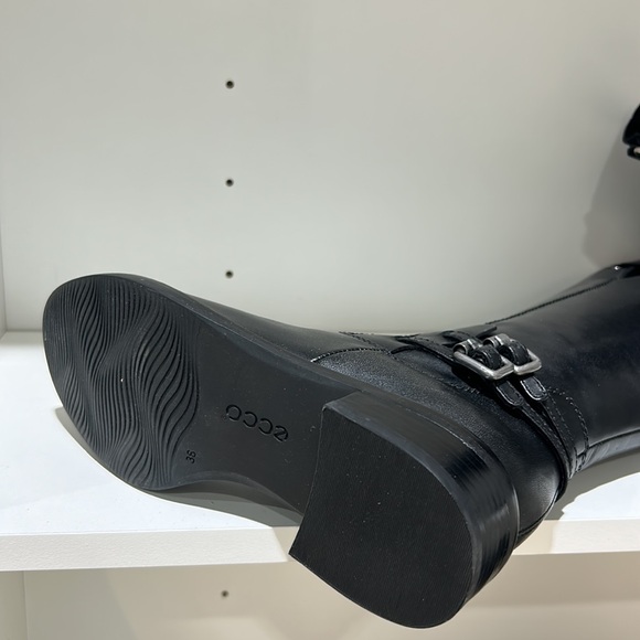 ECCO Women's Hobart 25 Boot - Picture 7 of 7